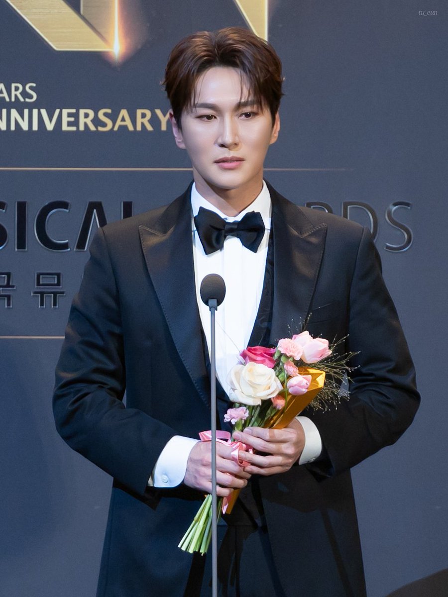 tueun_pic tweet media