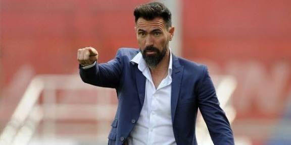 ColunaDoCAM's tweet image. O Galo avançou nas negociações para contratar Eduardo Domínguez, atual técnico do Estudiantes de La Plata.

O treinador tem contrato até 2027, e o Galo tenta acordo direto com o clube argentino para viabilizar a liberação.

A negociação evoluiu, mas ainda não há definição.

🗞️