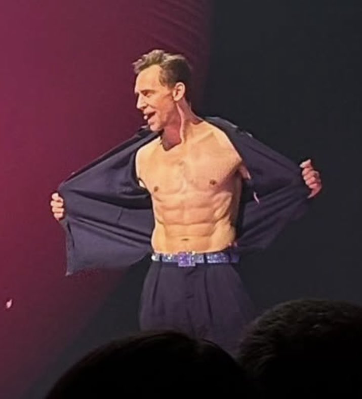 fana ★ tweet media