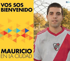 Macri haciéndose el inclusivo con hinchas de River? Como que me suena de antes esa estrategia tan creíble...