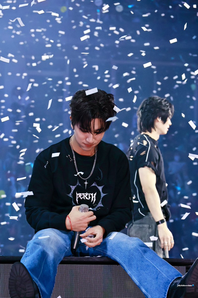 —150226 เอ้นดุจังอ่ะอ้วมมม 
ใดใดพี่วินเข้าลัทธิตู้เย็นอีกคนแล้ว😂

PERTH NO RULES
#RISERCONCERTD3
#PerthTanapon