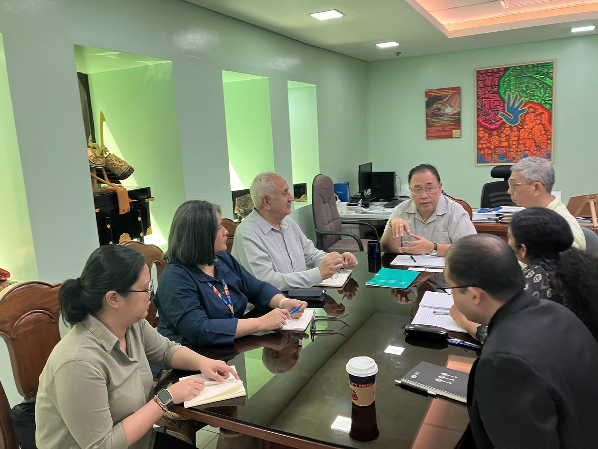 PHRCSOfficial's tweet photo. PARTNERSHIP IN ACTION. 🤝 PHRCS Executive Director Severo Catura and ILO Director Khalid Hassan met to align efforts on protecting labor rights and advancing the NAP-BHR.
Commitment: Accountability and social justice in every business practice. ⚖️💼 #HumanRights #NAPBHR https://t.co/yE9v4FNHIe