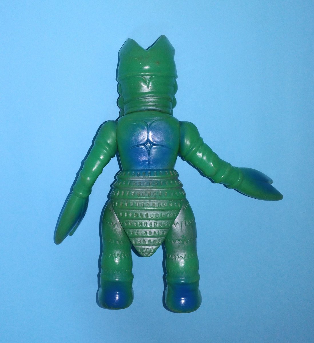 ブルマァク・バルタン星人の当時物です。マルサン版より塗装が残って