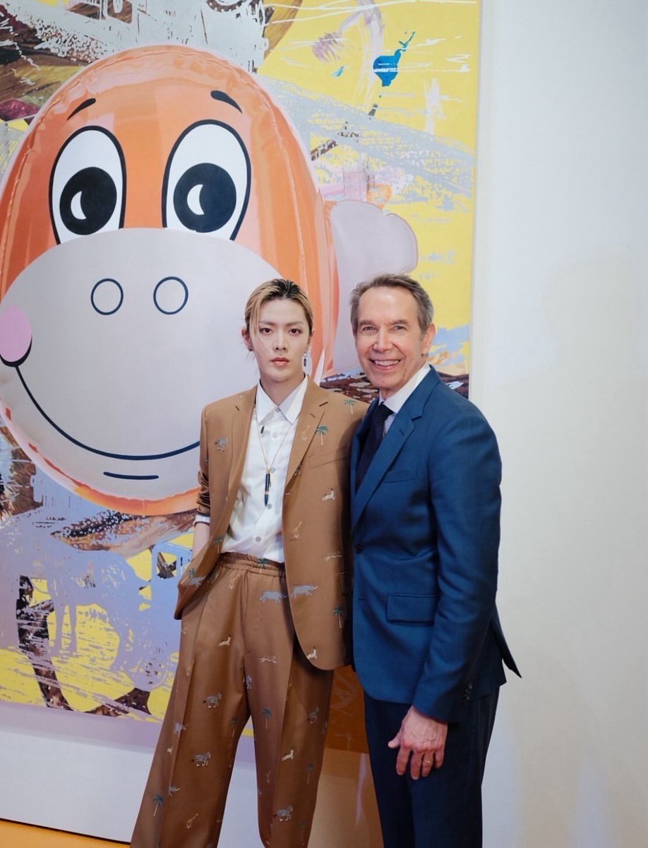 myaicity4yuta's tweet photo. 260219 #YUTA Instagram Update (1/3)

"PAINTINGS AND BANALITY
-SELECTED WORKS FROM THE COLLECTION

I had the opportunity to speak directly with Jeff. It was a very meaningful and special experience to hear his own thoughts and background behind his works

-cont https://t.co/Ml5Ww84RRA