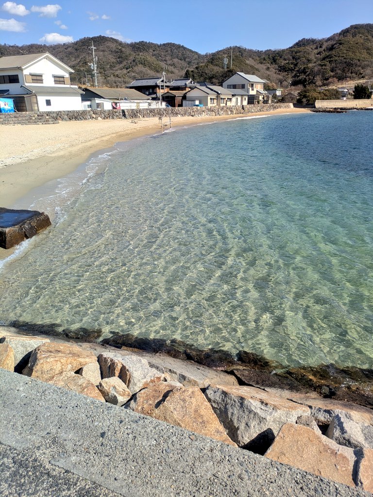 kerela9ma's tweet photo. 小豆島でゆるハイク。
オフシーズンのゆるり旅を満喫🚢
島サイコー。
#小豆島星ヶ城山
#瀬戸内海最高峰
#寒霞渓 https://t.co/ixKZaY6Lqa