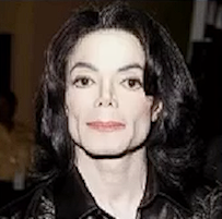 aguardando a 7ª temporada de the crown com a rainha elizabeth de volta pra ver o posicionamento dela