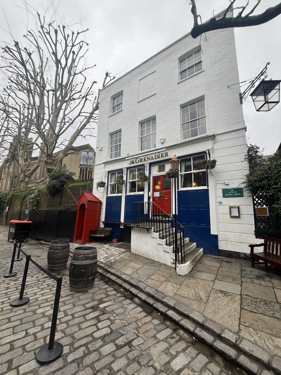 Mickey Onions tweet media