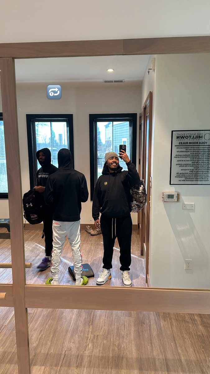 thelifeofreg's tweet photo. life been great! 🙇🏽‍♂️ https://t.co/S7ijzGe50v