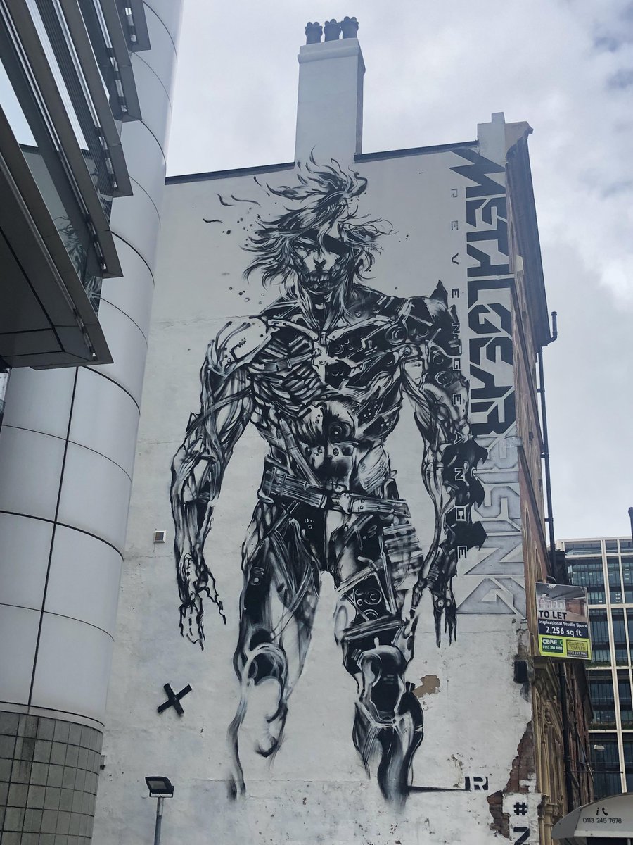 MGSMGN's tweet photo. Mural art by Yoji Shinkawa of Raiden created as part of the marketing promotions for the launch of Metal Gear Rising: Revengeance, was found in cities including Leeds, Liverpool, and London.

The one in Leeds remained there for an impressive 7 years before it was replaced. https://t.co/sSXuVE4M5d