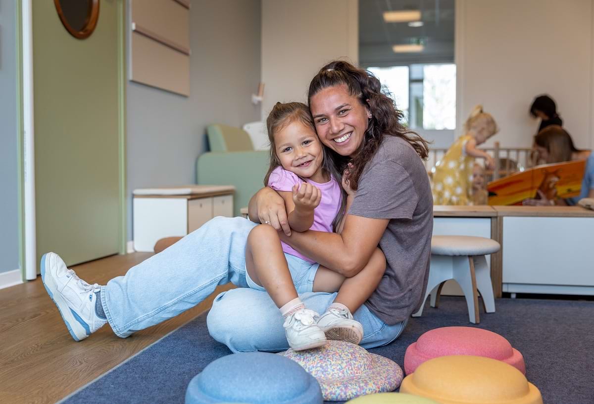 Nieuw:  Vacature Pedagogisch medewerker BSO de Zwaluw:   Kom werken als pedagogisch medewerker Jou werkdag begint na schooltijd, wanneer de kinderen vol energie uit school op de BSO aankomen. Je voelt meteen aan wat de kinderen nodig… dlvr.it/TR309y vacaturekinderopvang