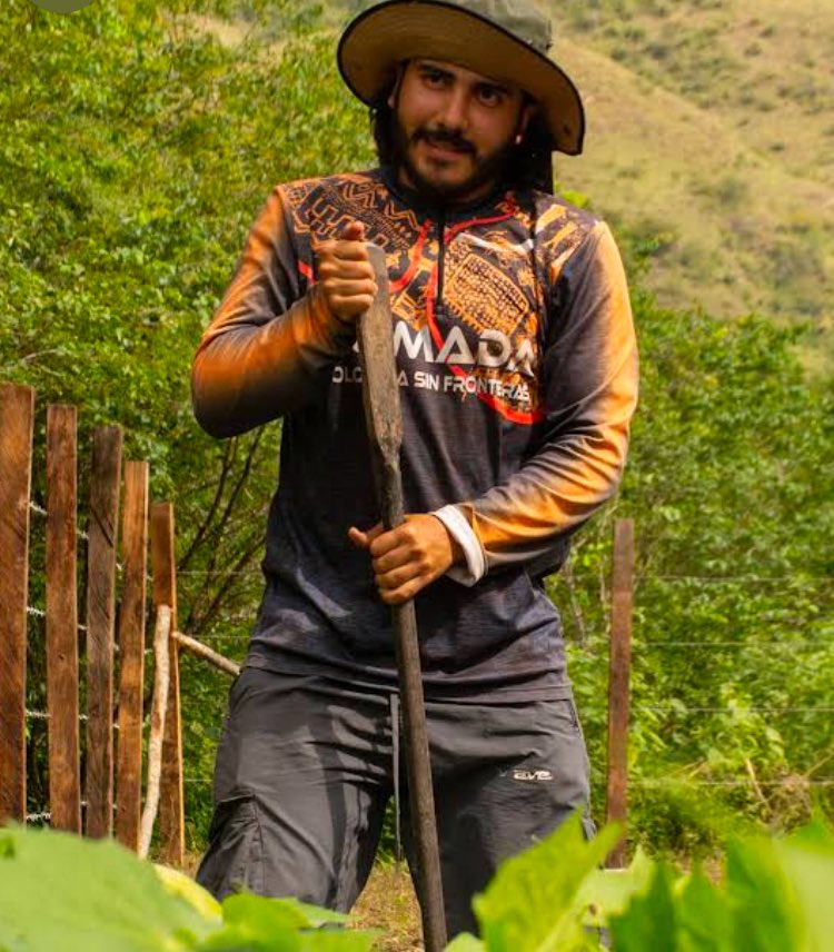 #DondeEstaCamilo #AndresCamiloNoAparece Dios 1.413 días desaparecido!