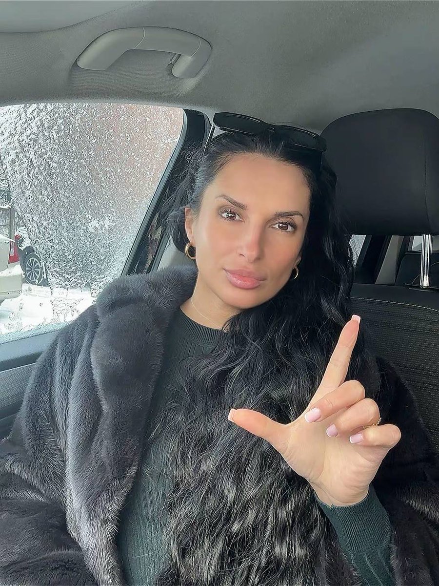 Goddess Diana Findom tweet media