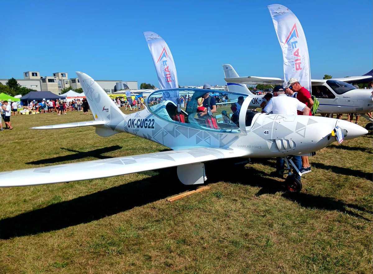 Flying Revue tweet media