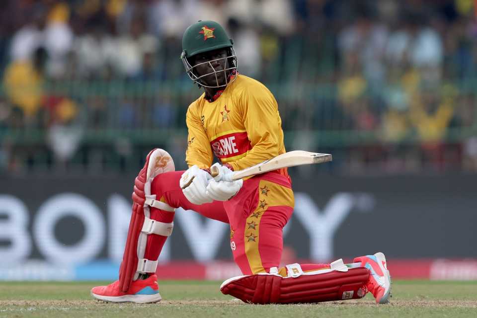 old_cricketer's tweet image. अरे यार।
जिम्बाब्वे ने श्रीलंका को हरा दिया।
😂😂