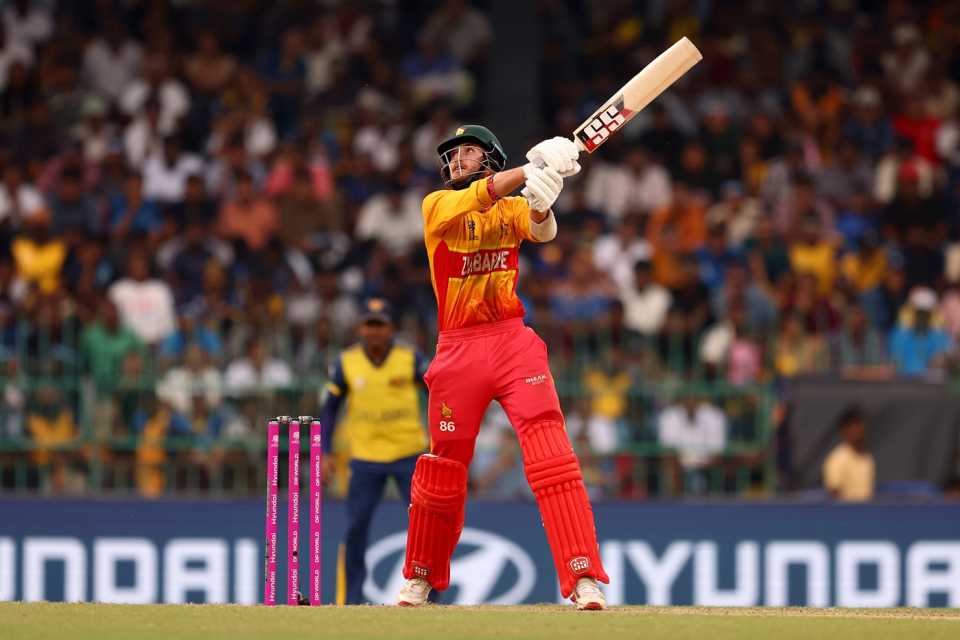 old_cricketer's tweet image. अरे यार।
जिम्बाब्वे ने श्रीलंका को हरा दिया।
😂😂