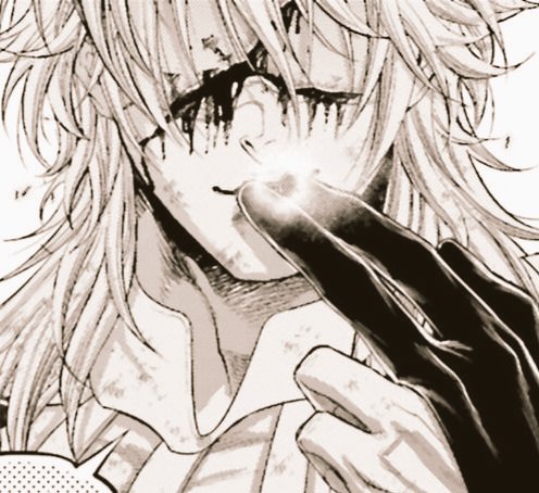 ᅠ
ᅠ ความงดงามคือสิ่งใด 

ความงดงามนั้น หาได้บังเกิดจากรูปโฉมภายนอกไม่   หากถือกำเนิดจากแก่นแท้แห่งดวงจิตอันบริสุทธิ์ภายใน

ความงดงามคือความกล้าอันสงบ
กล้าคิด กล้ากระทำ
      มิหวั่นไหวต่อสายตาผู้คน
กล้าดำเนินในวิถีที่มิมีผู้ใดเคยย่างกราย  แลการขวนขวายต่อเป้าหมายจนบรรลุสำเร็จผล