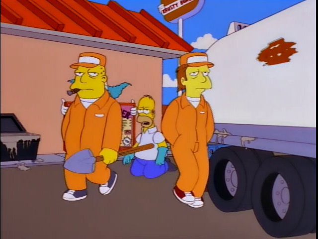 TCEd25's tweet photo. @nxd1979 @simpsonsfeed Hey that’s my shovel! https://t.co/yIkJ1OuLPc