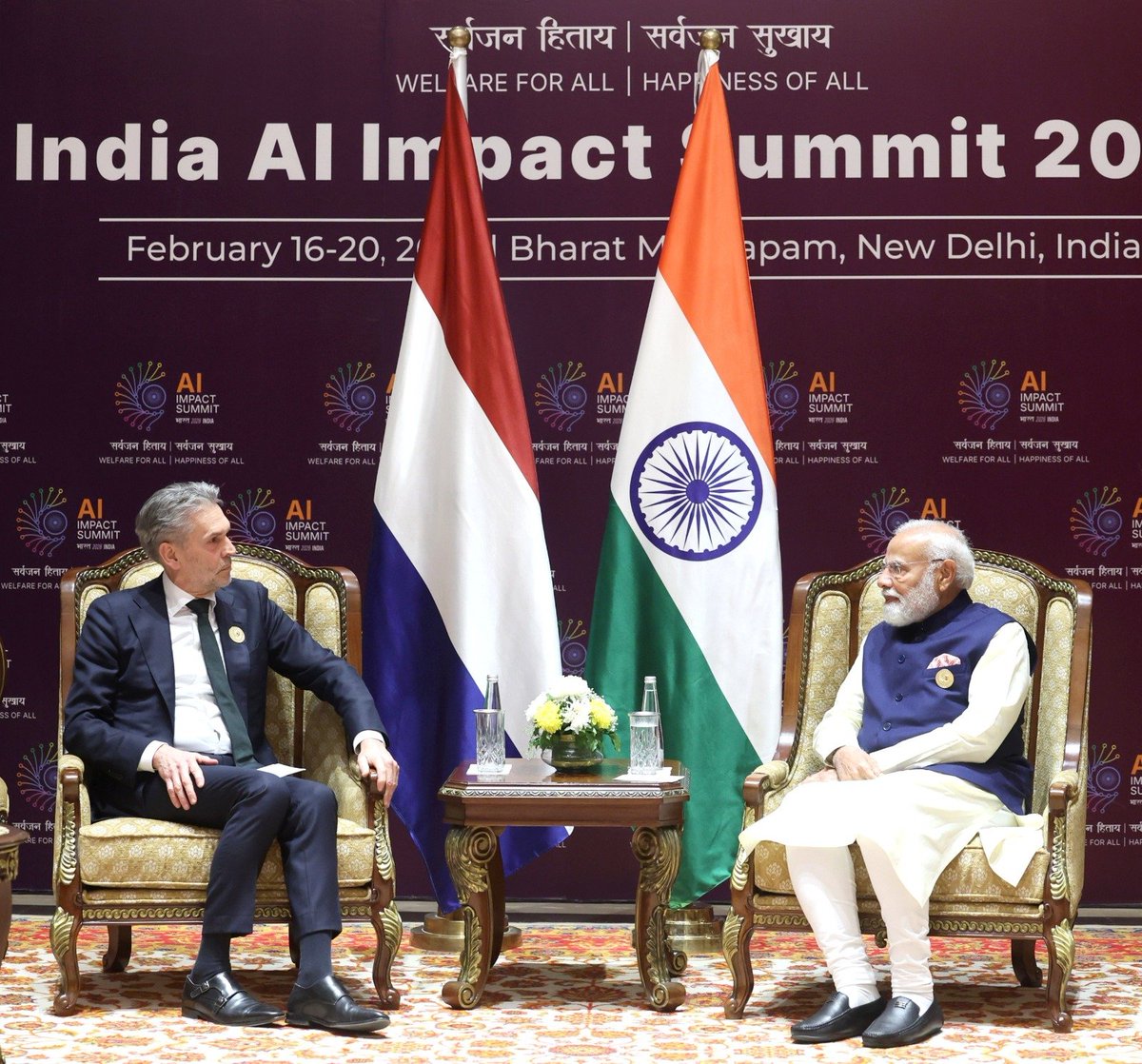 Met Prime Minister Dick Schoof on the sidelines of the AI Impact Summit. The Netherlands has made significant strides in the digital and AI world and our nations will work together in these sectors. We deliberated on strengthening linkages in semiconductors, mega water projects,