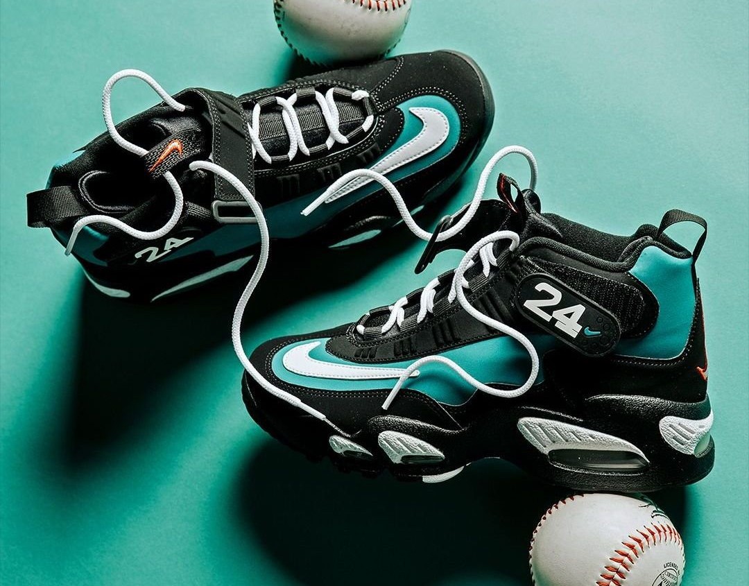 air griffey max 1 freshwater on feet
