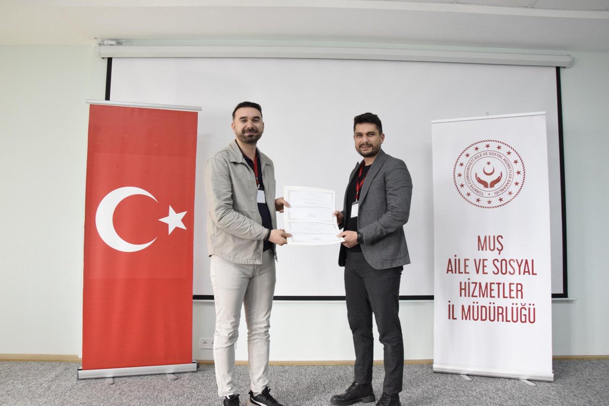 Muş Valiliği himayesinde Aile ve Sosyal Hizmetler İl Müdürlüğü tarafından düzenlenen "Kadına Yönelik Şiddetle Mücadele İl Eylem Planı Çalıştayı"na katılım sağladık.