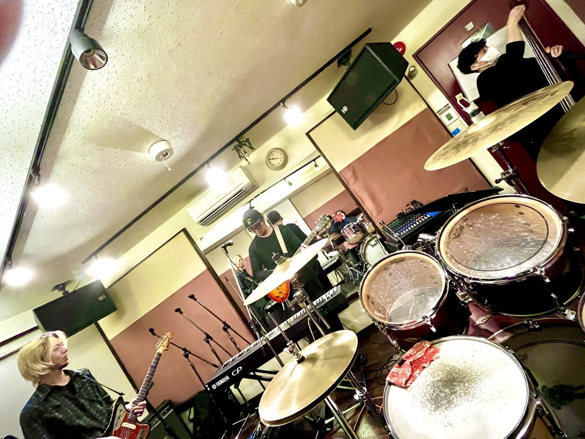 akira takano @ Yellow Studs tweet media