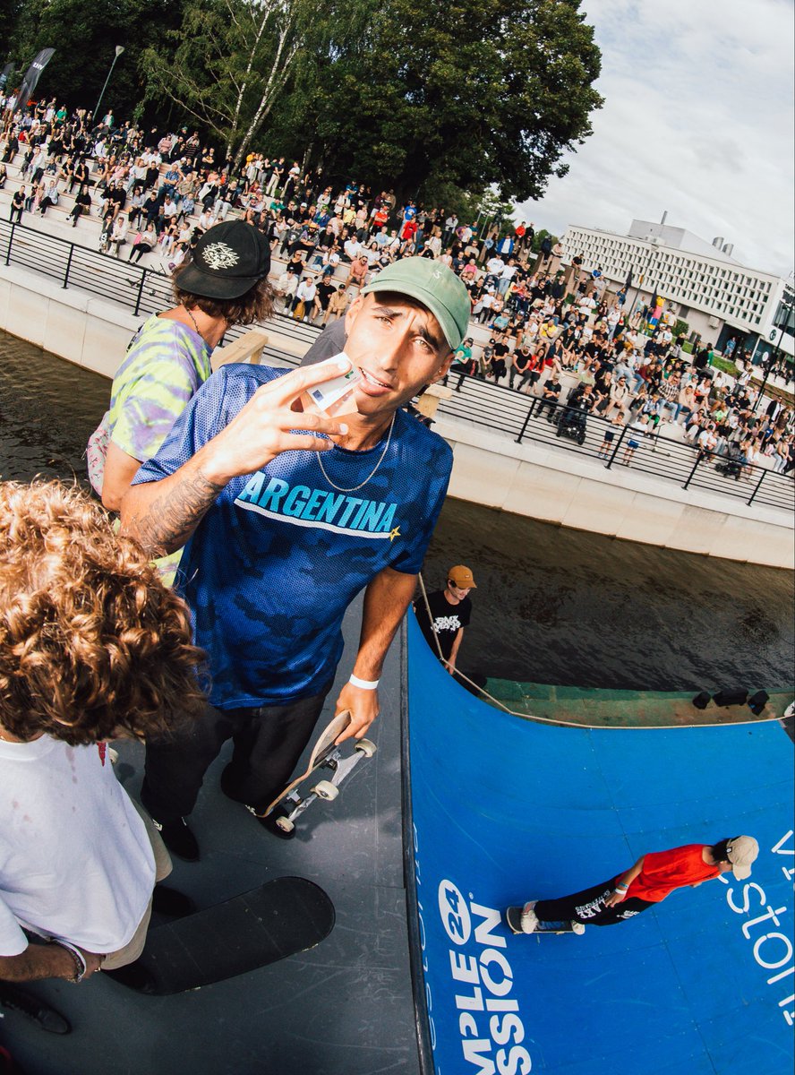 Simple Session tweet media