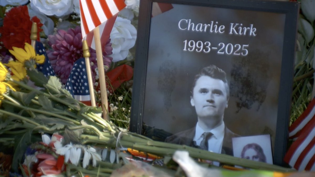 abc15's tweet image. The Arizona State Senate has passed legislation that would rename the Loop 202 freeway after Charlie Kirk, the late founder of Turning Point USA, who was killed in September. abc15.com/news/local-new…