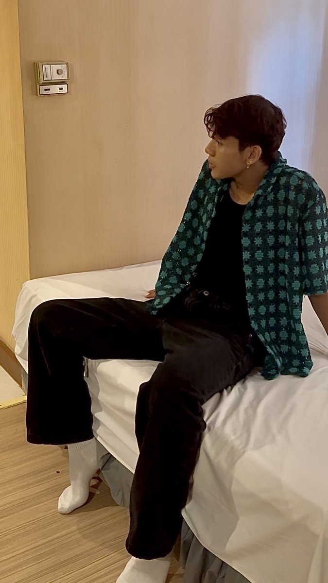 Angel King tweet media