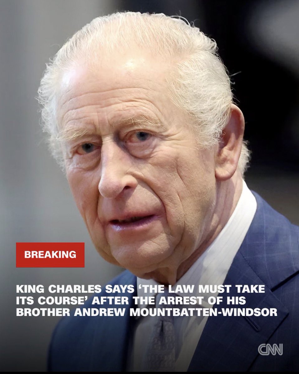 Reminder that King Charles accepted paper bags of cash from the Qataris. He should be sitting in jail next to Andrew. 😩