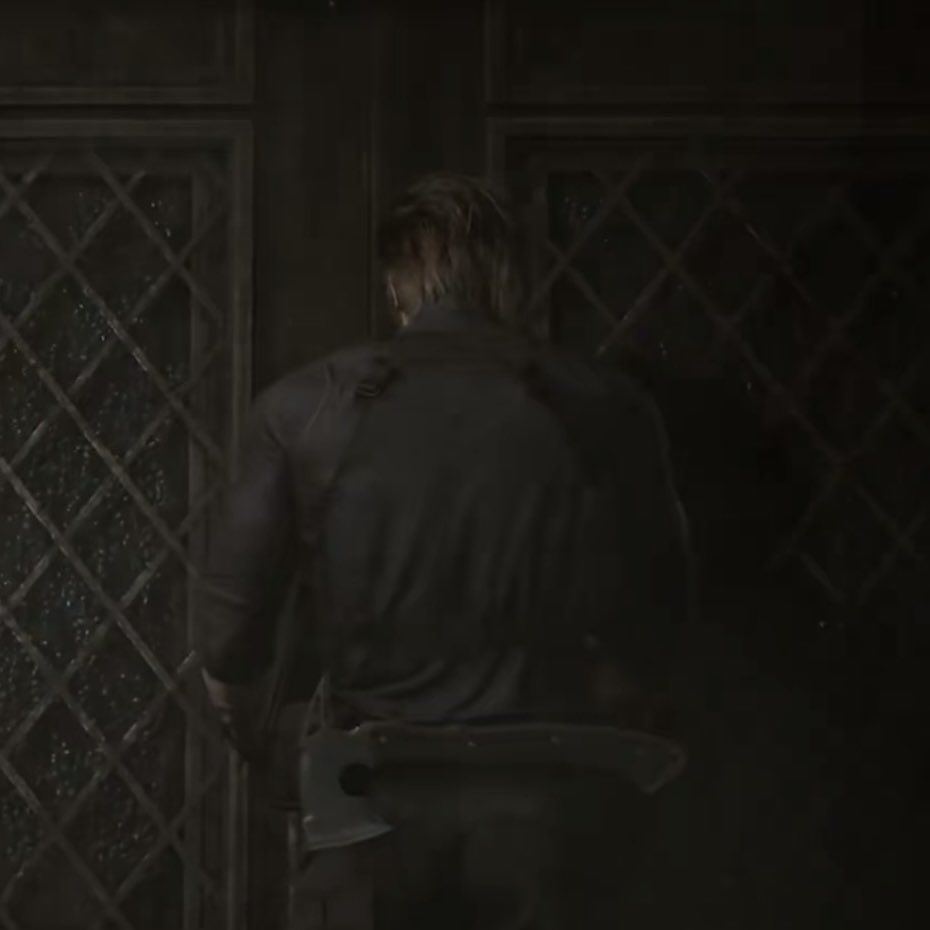 Leon's butt in Resident Evil 9 is way too big, and he strapped an axe to his waist—I'm genuinely concerned the axe might just slice his butt cheek while he's walking😢