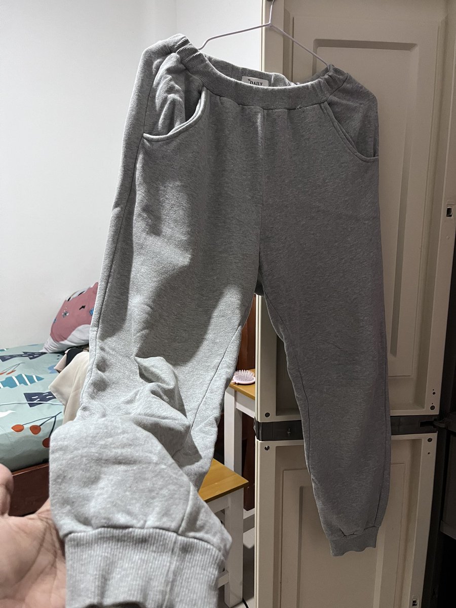 chat shopee di bio, gabisa dm tweet media