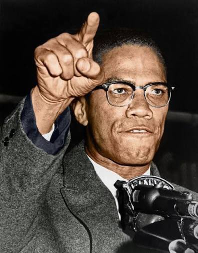 DubTrixxx's tweet photo. Malcolm X (May 19, 1925 – February 21, 1965) was a minister, activist, and human rights leader whose life reflected constant growth and transformation. #BlackHistoryMonth https://t.co/tdDpIrELjF