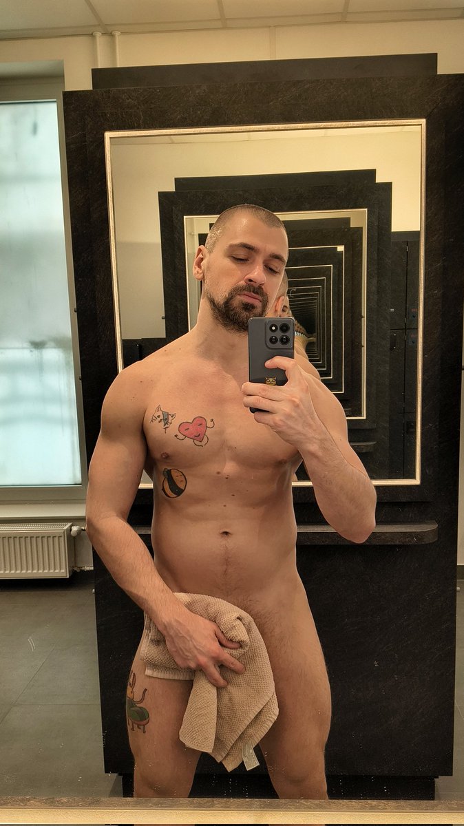 Alexander U tweet media