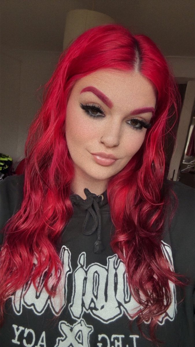 .ℨ𝔬🕸🕷✧. tweet media