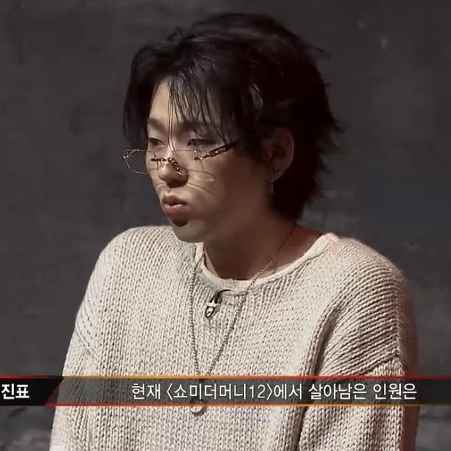 납짝분모자몸매를 소유한 남자한테
에이블리여리아방핏니트 입힌 사람 누구임 
돈 더줘라 명절보너스 넣어