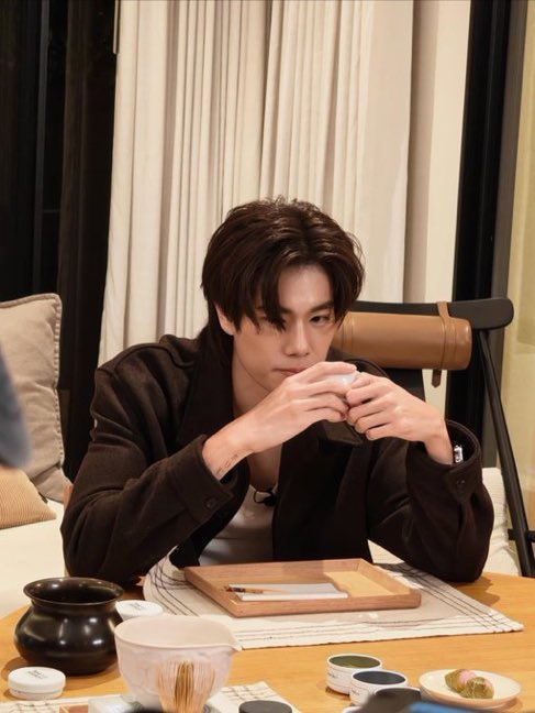 Kenalin ini phutik <a href="/Phuwvln/">ؘ</a> ❤️

Phutik hobinya makan, tapi kadang bawel nah itu kalau ngambek bibirnya maju 5 senti. Pipinya ngembang kayak baso aci maklum ya hobinya diuleni hehe. Gemes banget phutik phutik