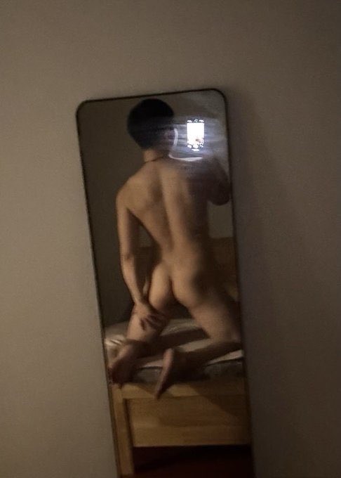 想变成脂包肌 tweet media