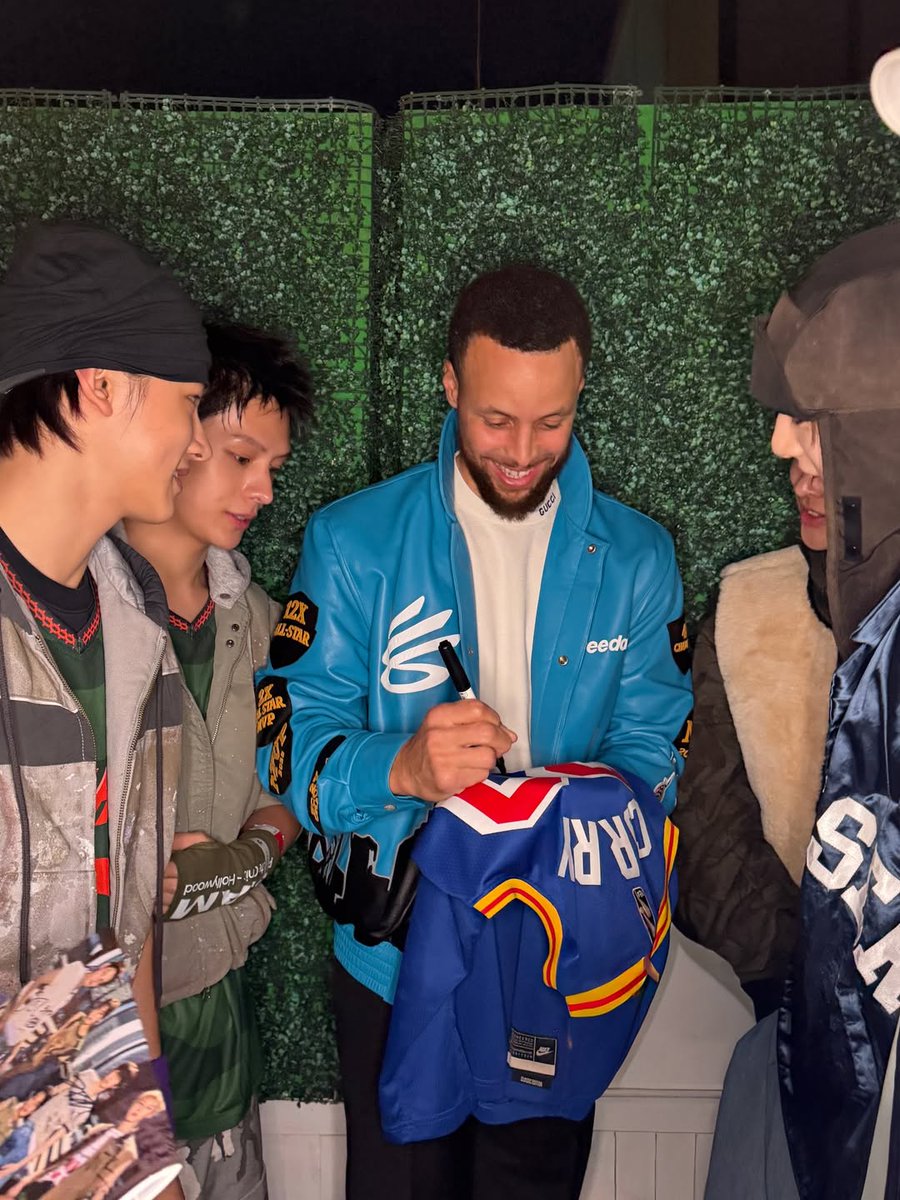 zhaoyufancokr's tweet image. [260219] CORTIS Instagram Update with Stephen Curry

the GOAT💙

#CORTIS #코르티스