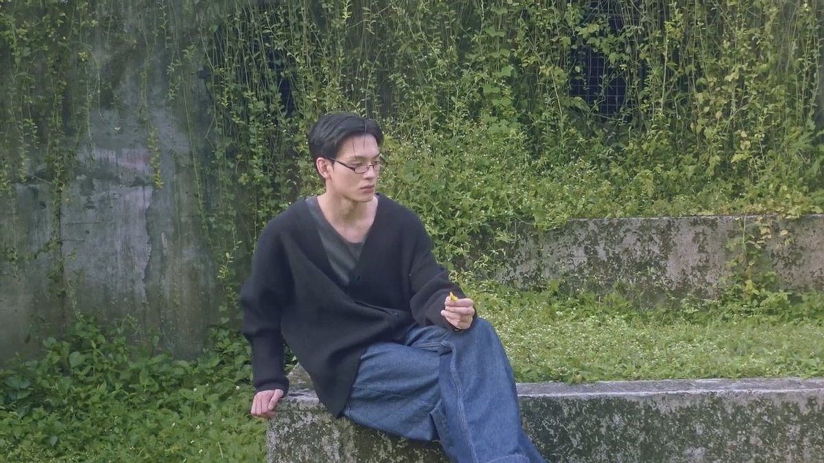 thehori7onfeed's tweet photo. HORI7ON’s Reyster looks ethereal in his surprise cover of Shania Twain’s ‘You’re Still the One,’ now on YouTube.

watch: https://t.co/x3b7kUZV2U https://t.co/tlczx251tZ