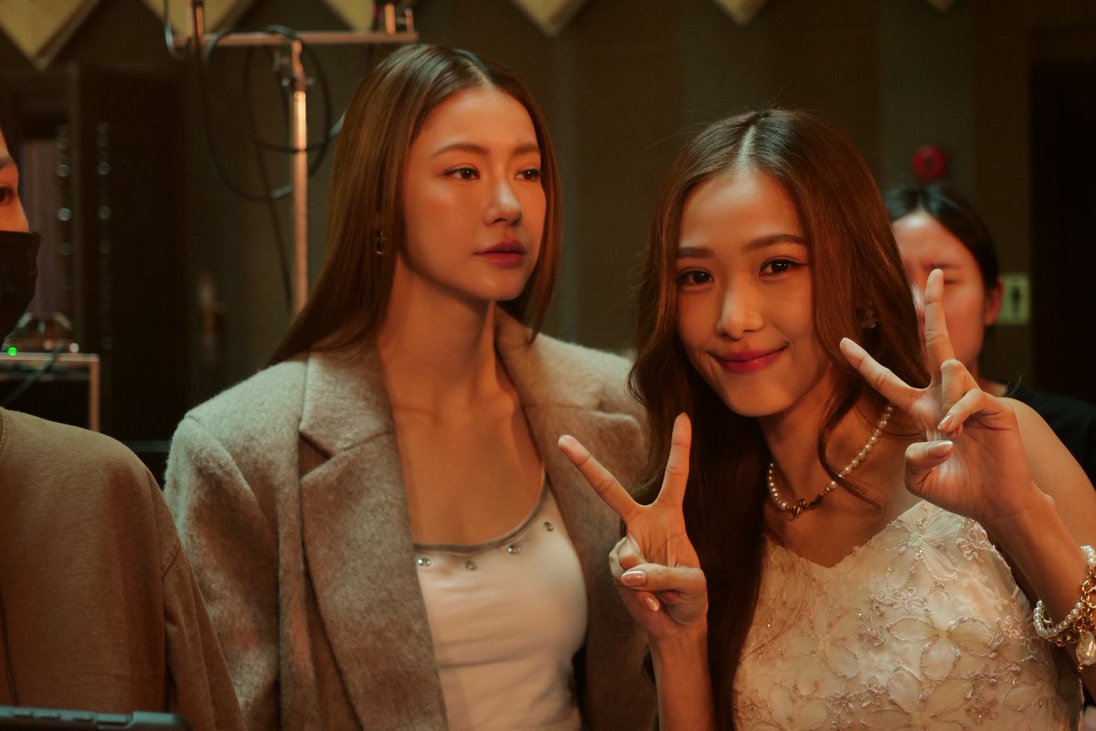 นิ่งไว้ อย่าเผลอมอง เดี๋ยวแมวได้ใจ เดี๋ยวแมวตื่น ฮึบไว้ ฮึบ! 

#GirlRulesSeries #GMMTV
<a href="/NamtanTipnaree/">Namtan.Tipnaree</a> <a href="/filmracha/">ฟิล์มรชา99🎞️</a>