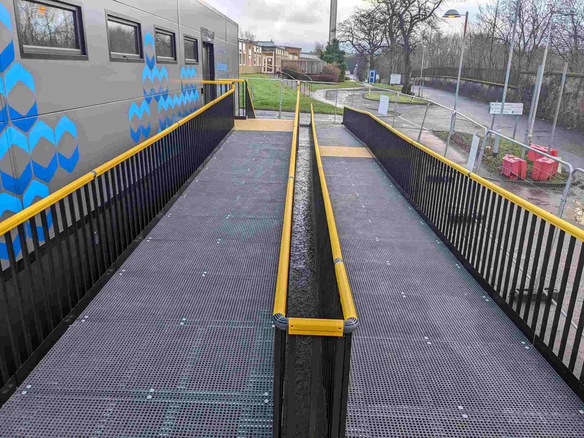 simplifiedbldg's tweet photo. This year is RAMPING up... Better hope you don't get a cRAMP when climbing your stairs... I bet your gRAMPa would love these... https://t.co/cpdvzxUurx
