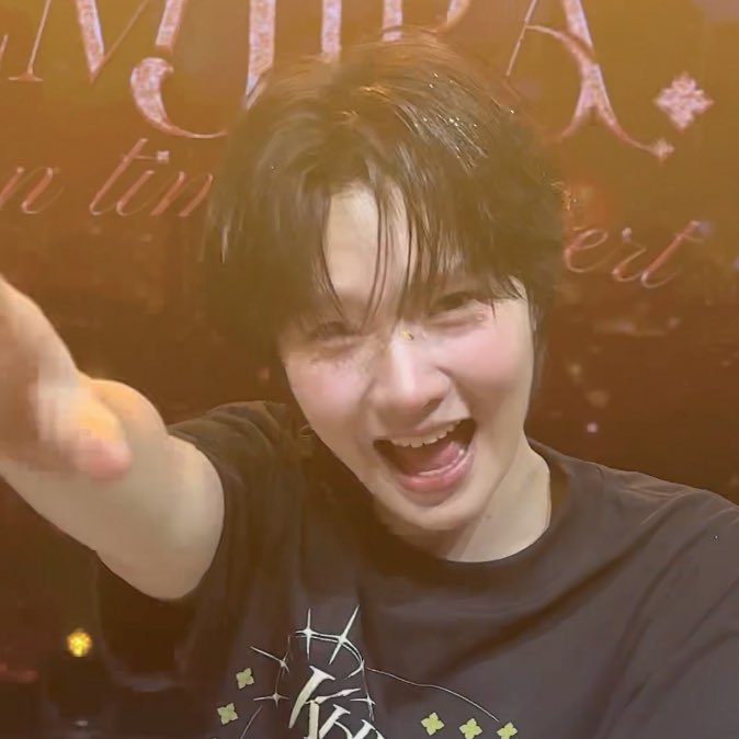 ฟันฉองซี่🫳🏻🐰