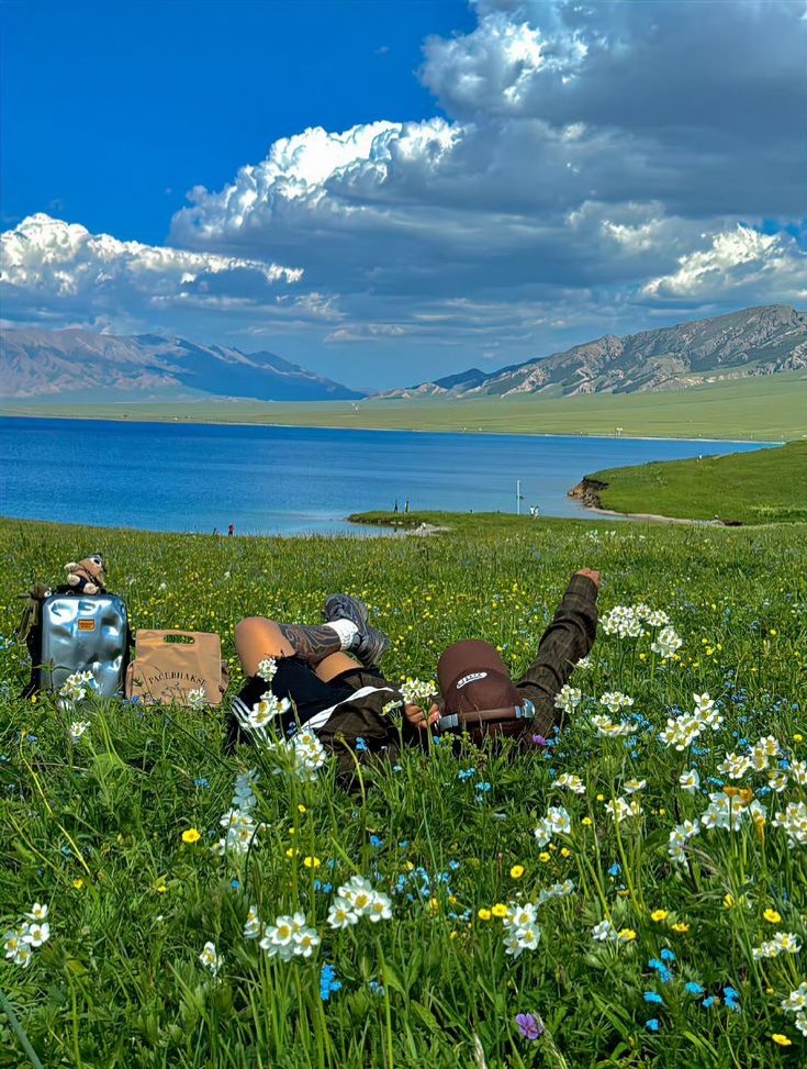 thinxspic's tweet image. Peace