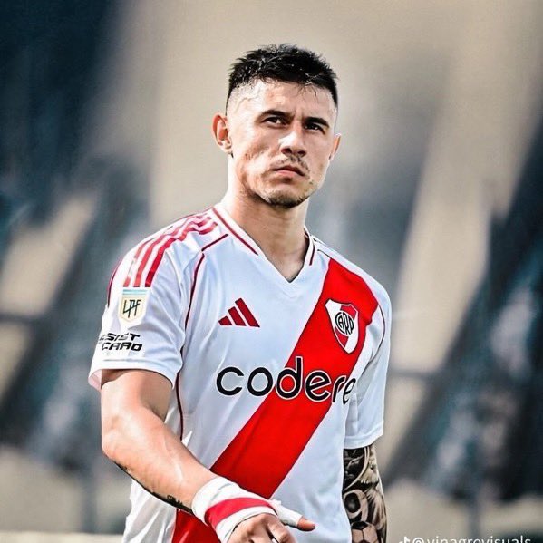 🚨 River sacó un millón de dólares de ganancia en el neto de compra y venta por Adam Bareiro.

➡️ Lo pagó 4.5 y cobró 5.5 entre préstamo a Al Rayyan, venta a Fortaleza y venta a Boca.

⚠️ Hizo 0 (cero) goles en River y se fue a la B en Brasil.
