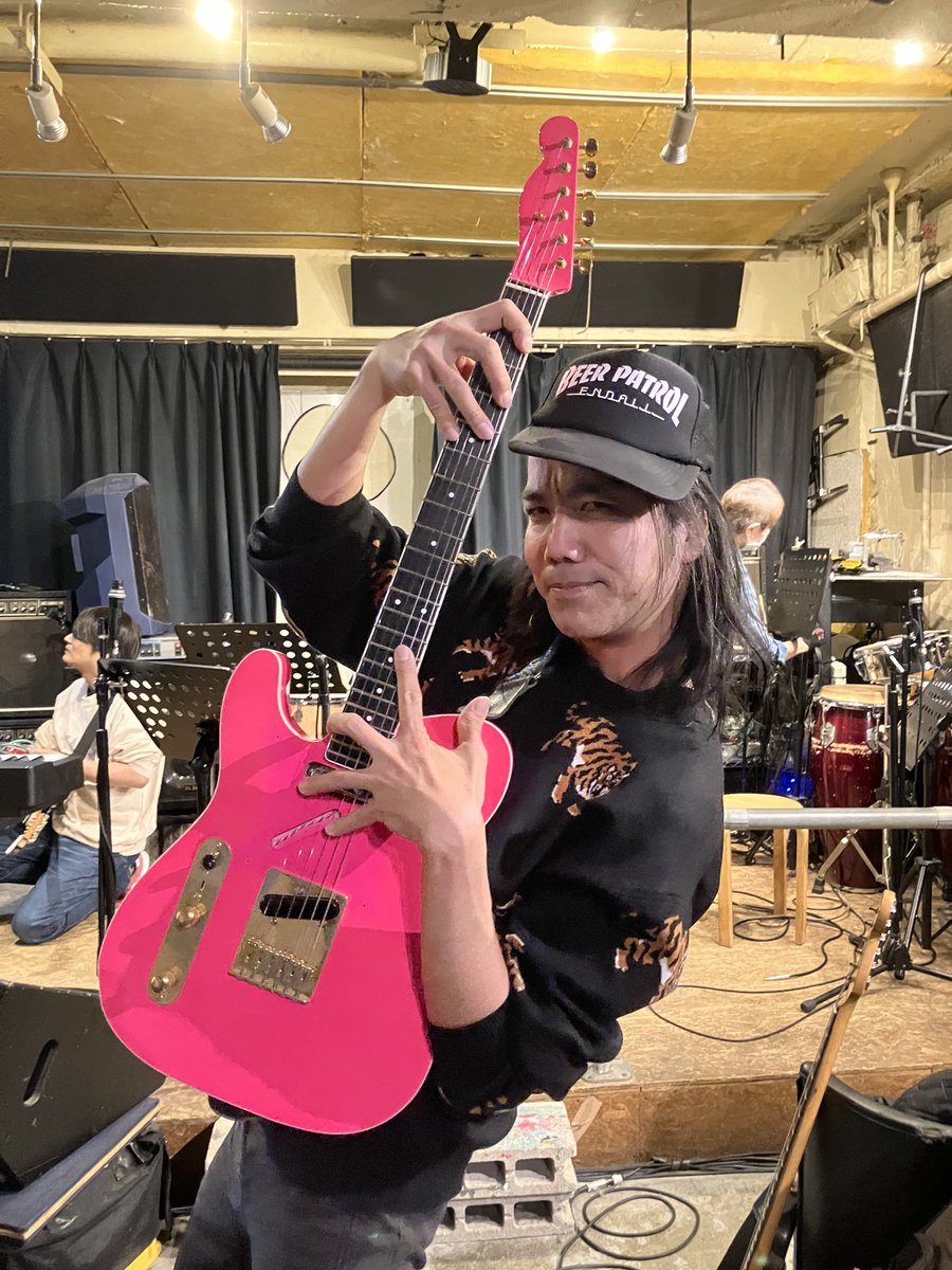 市長が持つとこうなります👀
<a href="/tokyometalcity/">東京メタルシティ🦈⚡️🦈</a>