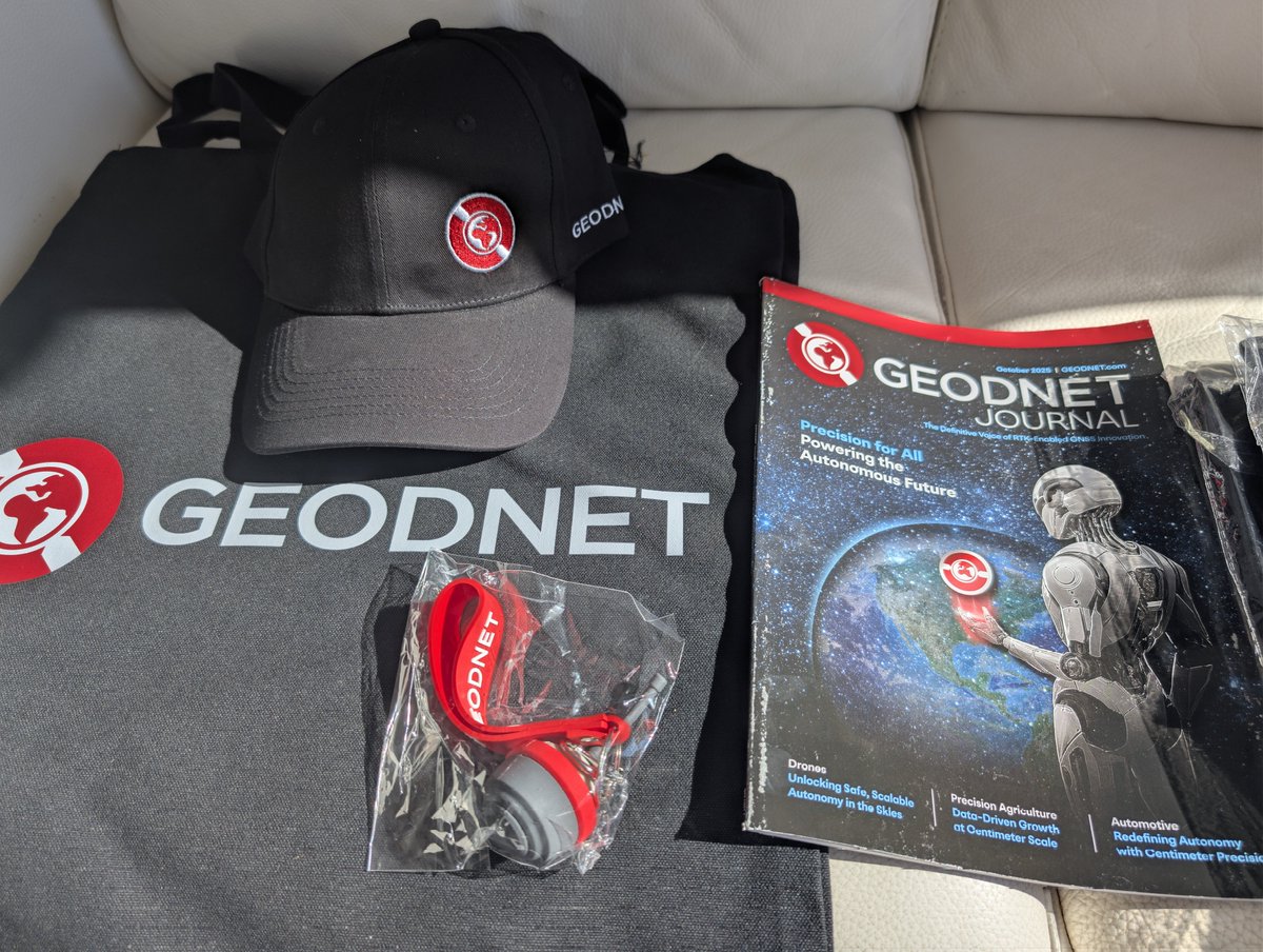 A big thank you to <a href="/GEODNET/">GEODNET</a> for sending this amazing 🤩 gift. 

#DePin #GeodNet