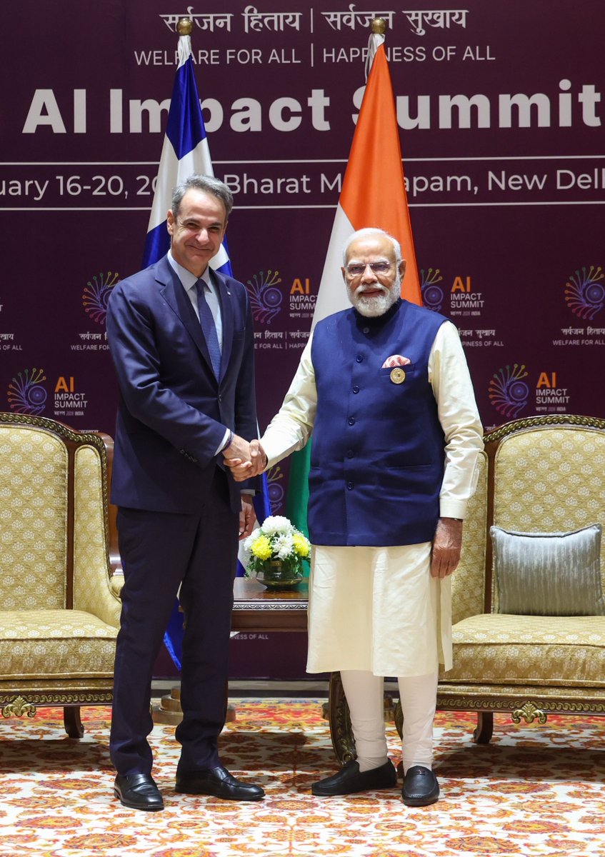 Narendra Modi tweet media