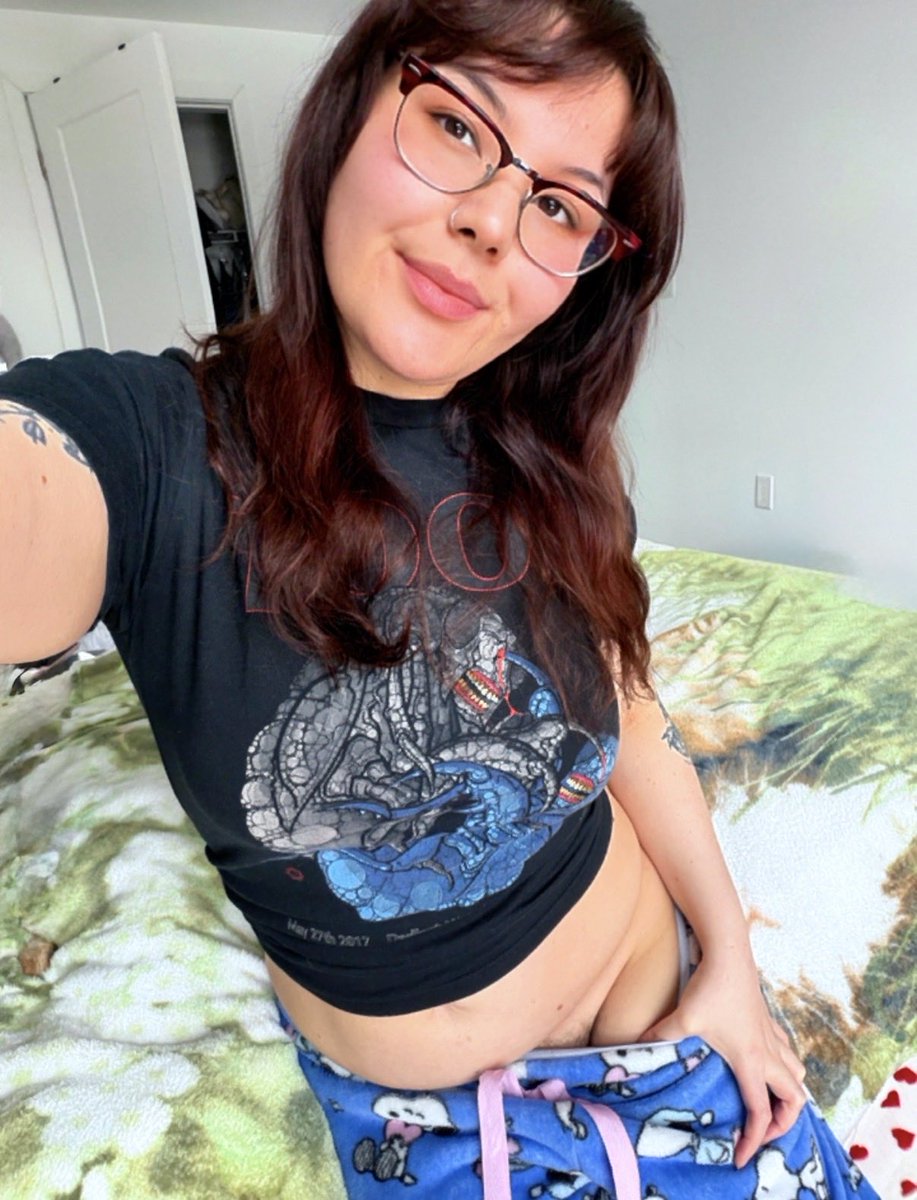 GoodGoodMars's tweet image. Come over and make playlists with me