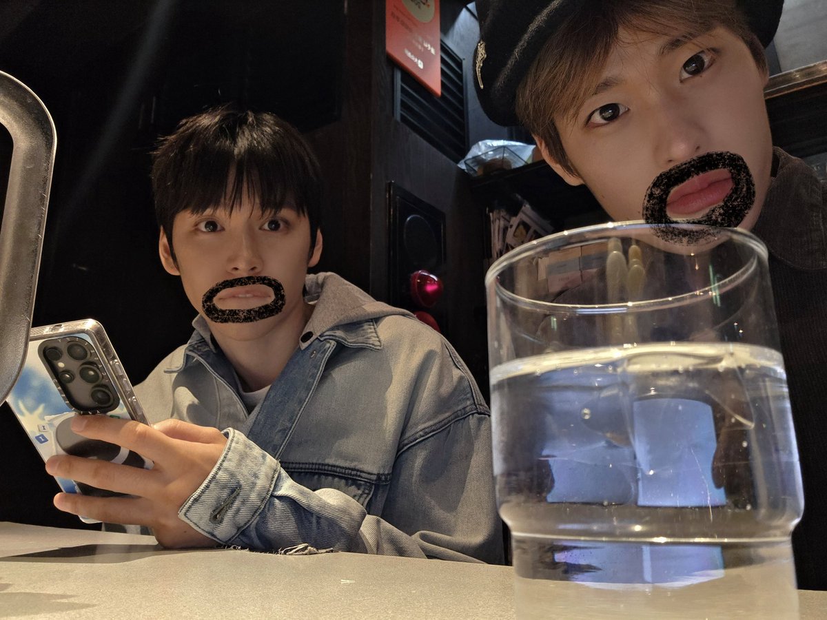 띠링 (@ddiringes) on Twitter photo 