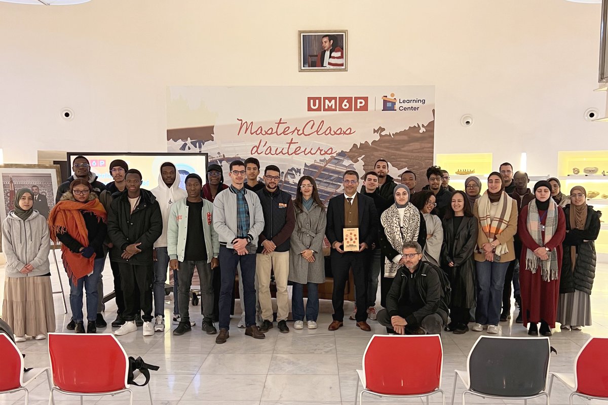 LC_UM6P's tweet photo. Authors’ Masterclass with Pr. Mounir Chaouki ✨📚

The Learning Center, through its Culture Club, hosted an inspiring authors’ masterclass led by Professor Mounir Chaouki on digital transformation in organizations 💻. https://t.co/NGicgwGvUo